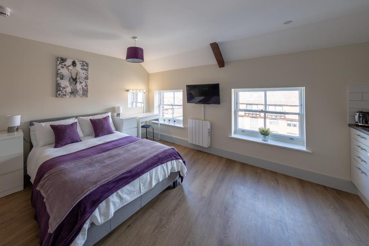 Isabella House - Hereford City Centre Aparthotel, By RentMyHouse Esterno foto