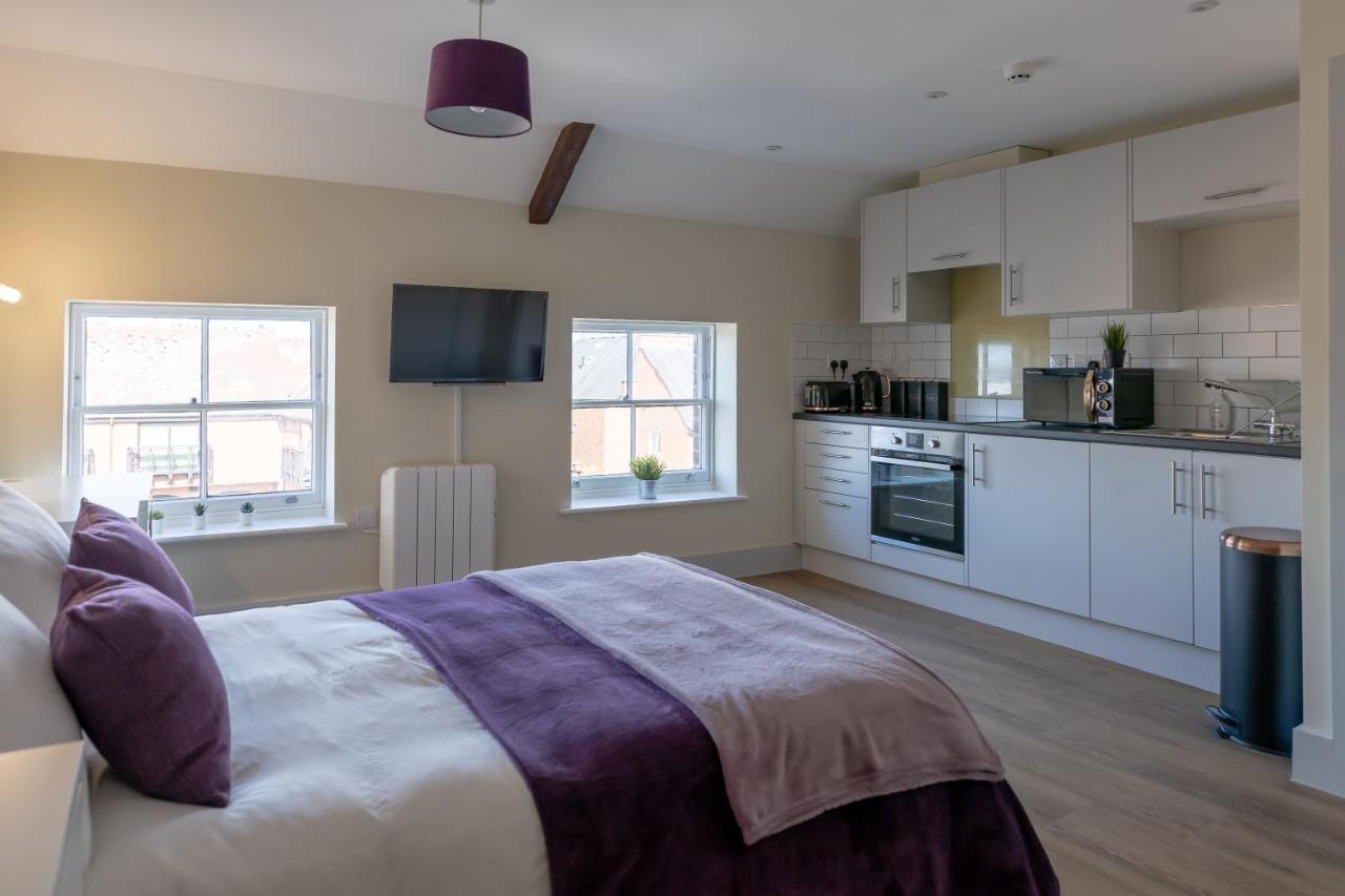 Isabella House - Hereford City Centre Aparthotel, By RentMyHouse Esterno foto