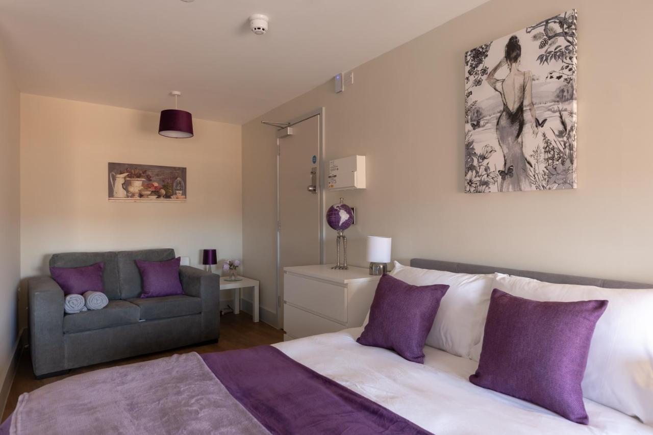 Isabella House - Hereford City Centre Aparthotel, By RentMyHouse Esterno foto