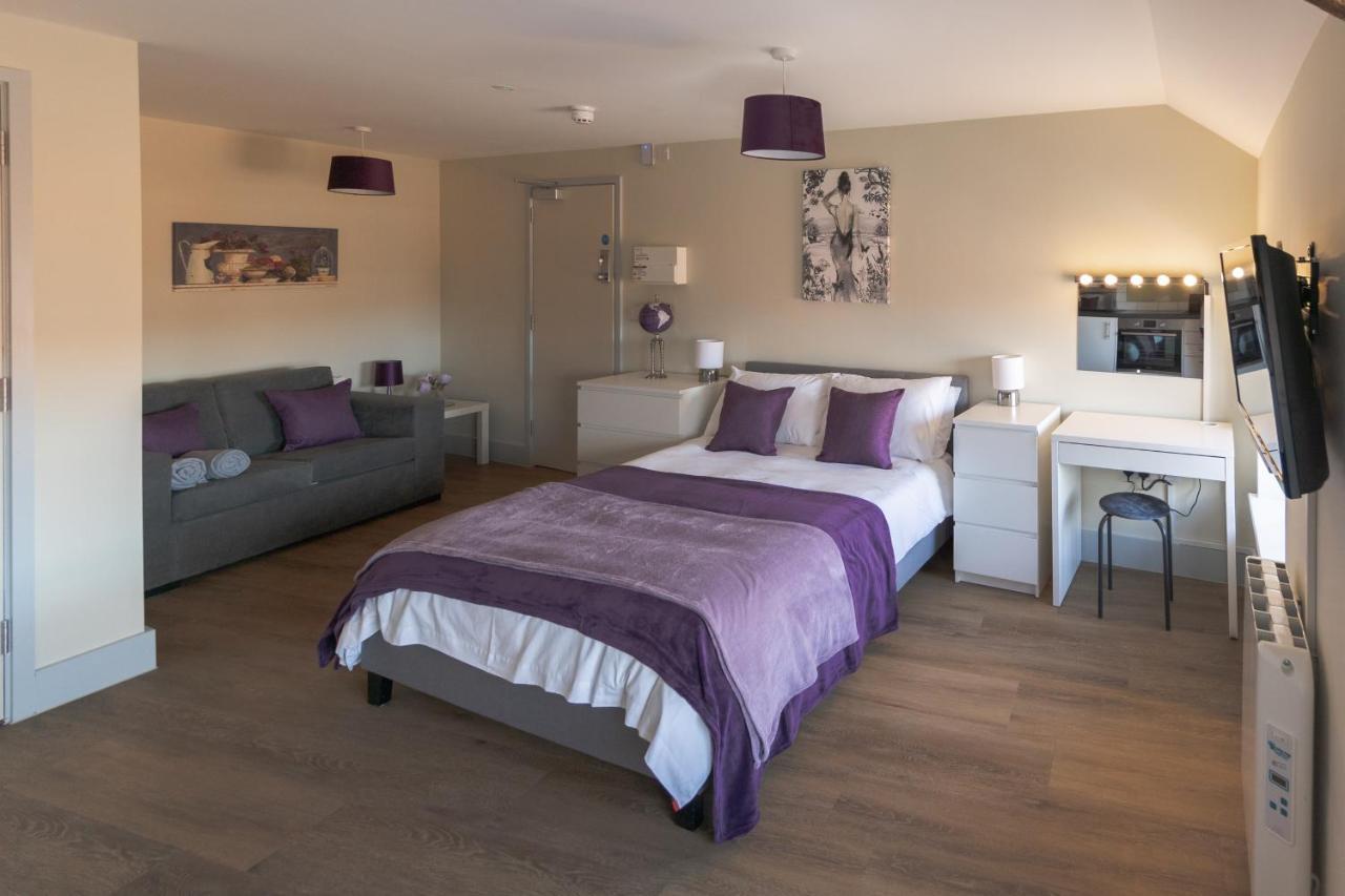 Isabella House - Hereford City Centre Aparthotel, By RentMyHouse Esterno foto