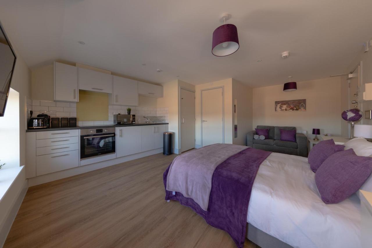 Isabella House - Hereford City Centre Aparthotel, By RentMyHouse Esterno foto